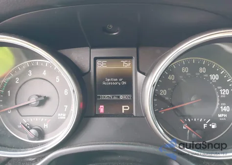 2012 Jeep Grand Cherokee Overland z USA, uszkodzony, nr VIN 1C4RJECG9CC204342